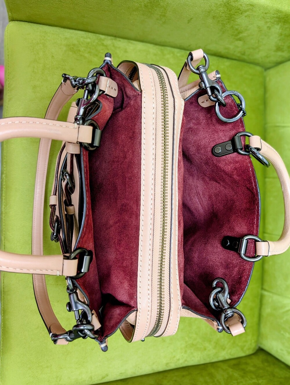Coach Rogue 30 In Nude Pink With Nude Pink Tea Rose Leather Strap And Bag Charm - Picture 5 of 10